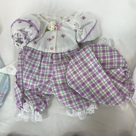 DAISY KINGDOM ~ LOT OF VINTAGE DOLL CLOTHES ~ SOME NEW ~ LOT OF 8 - Picture 3 of 16